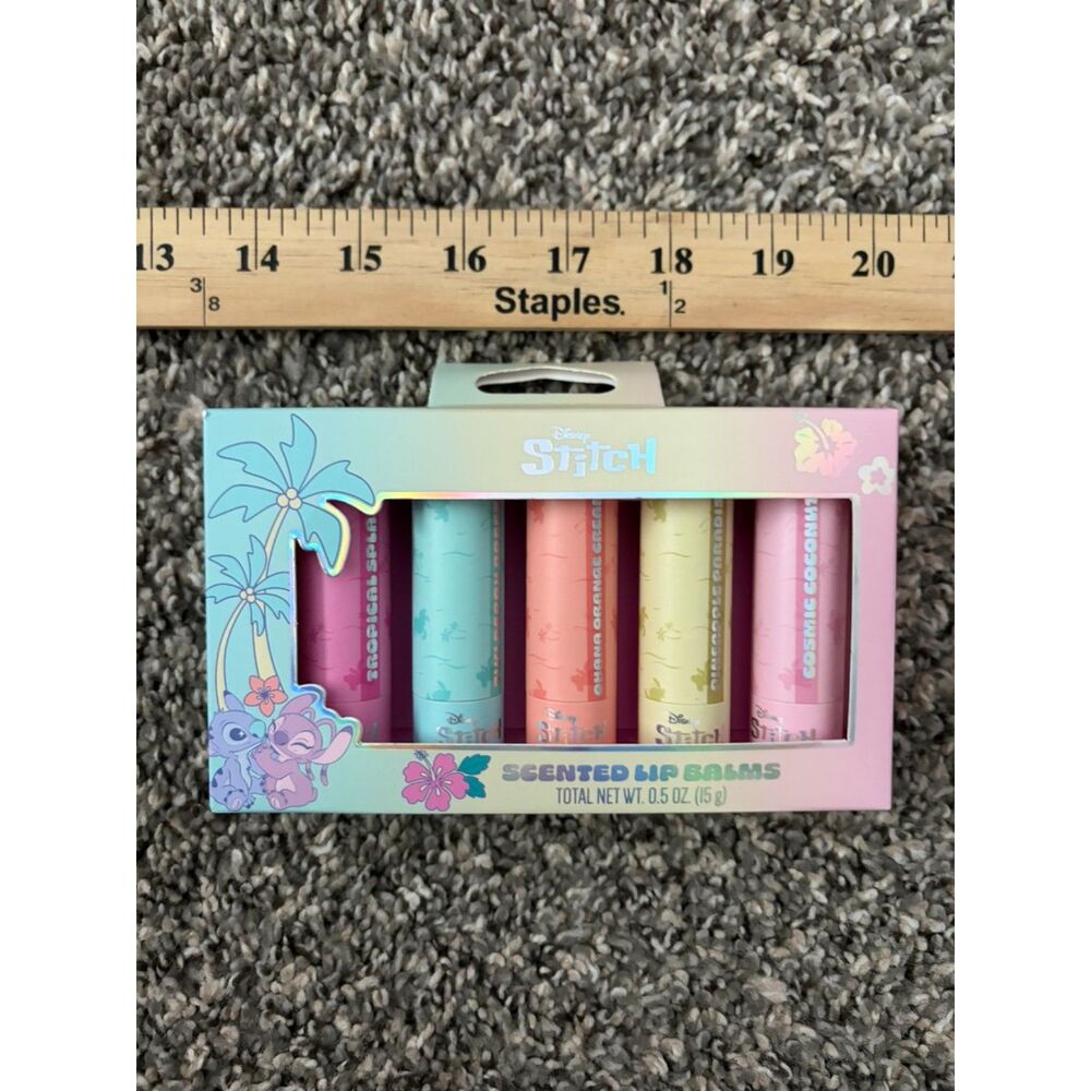 Disney Lilo&Stitch 5 pc scented lip balm set in box